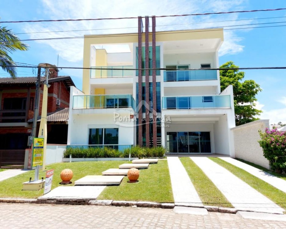 EXCELENTE SOBRADO - ATAMI NORTE