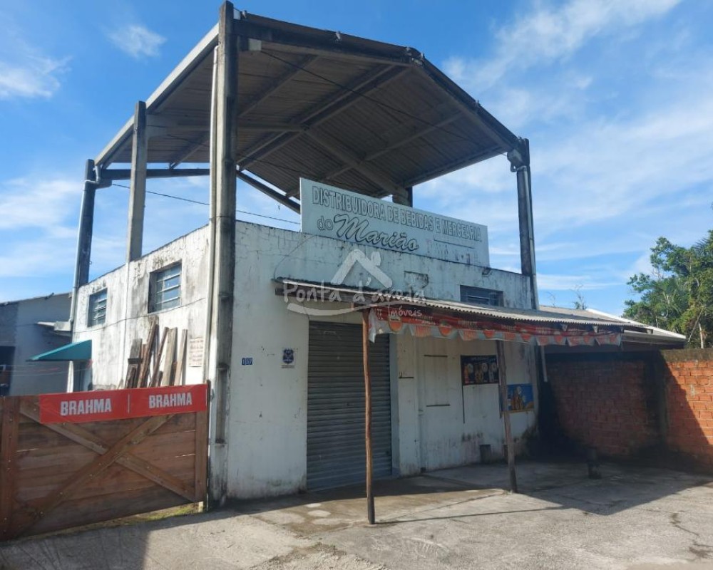 EXCELENTE BARRACÃO - SANTA CLARA