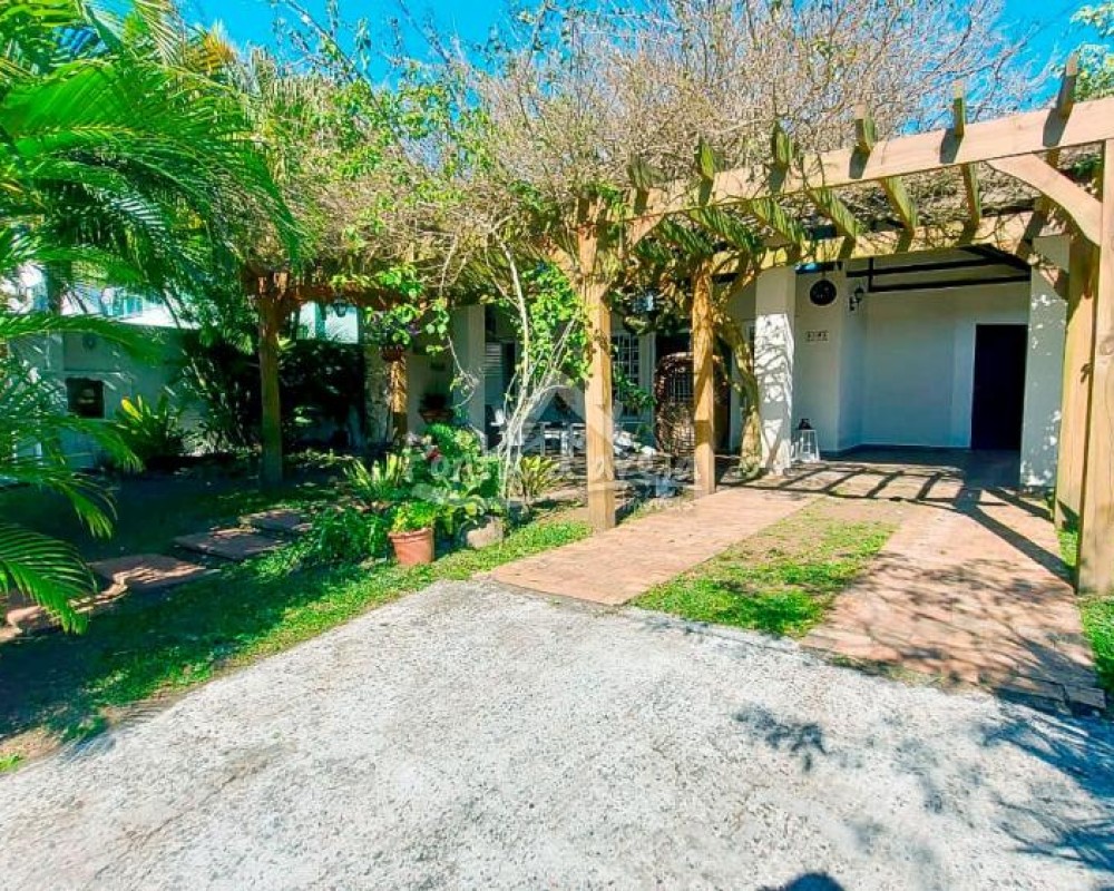 EXCELENTE CASA - ATAMI NORTE