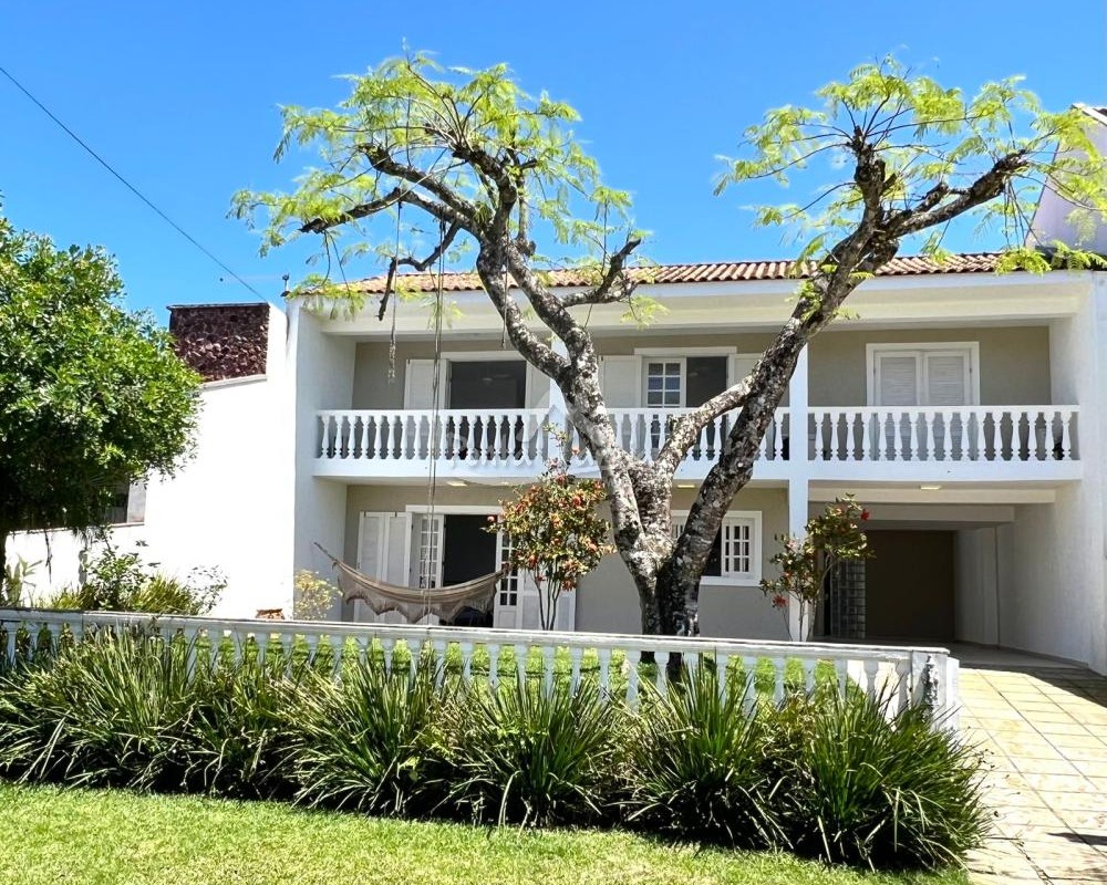 EXCELENTE SOBRADO - ATAMI NORTE