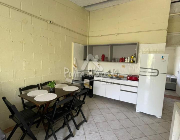Apartamento com Vaga Náutica em Marina em Pontal do SUL