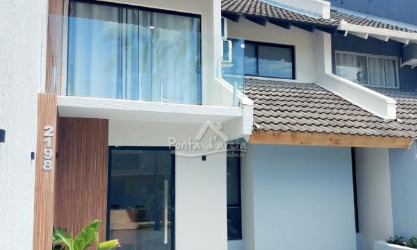 EXCELENTE SOBRADO - ATAMI NORTE