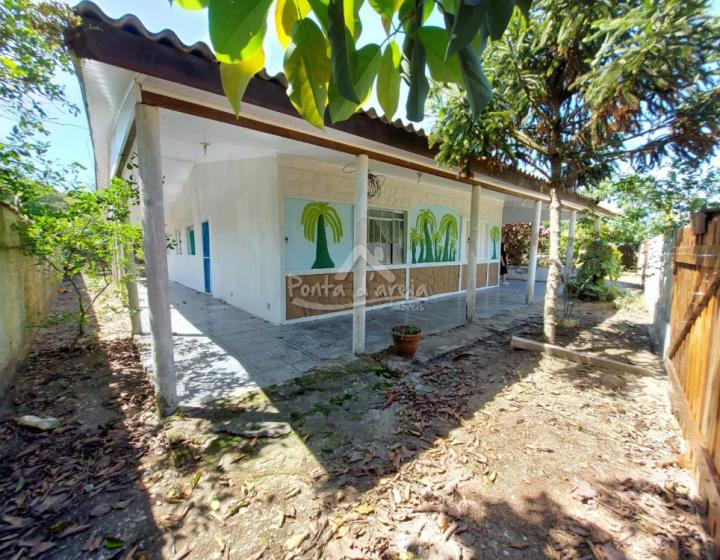 Casa Ampla com Terreno Espaçoso em Itatiaia