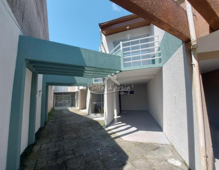 Sobrado em Atami NORTE