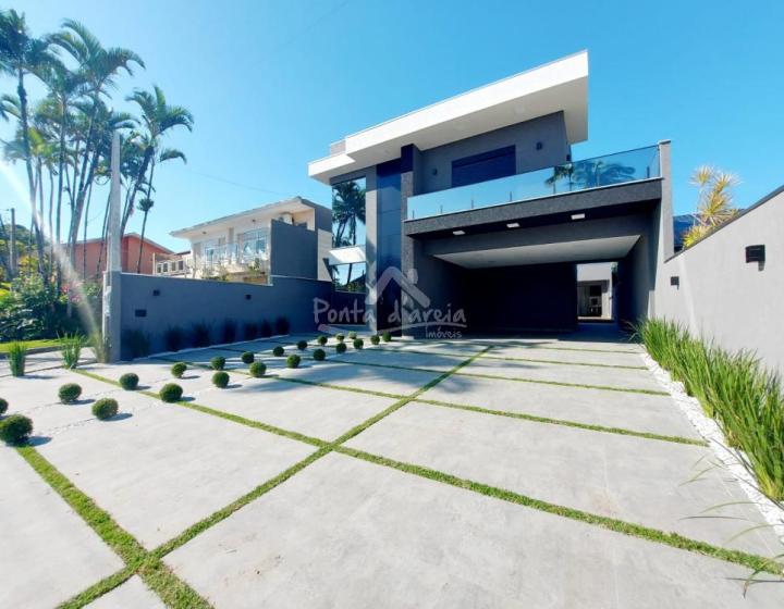 Sobrado de Alto Padrão em Atami NORTE