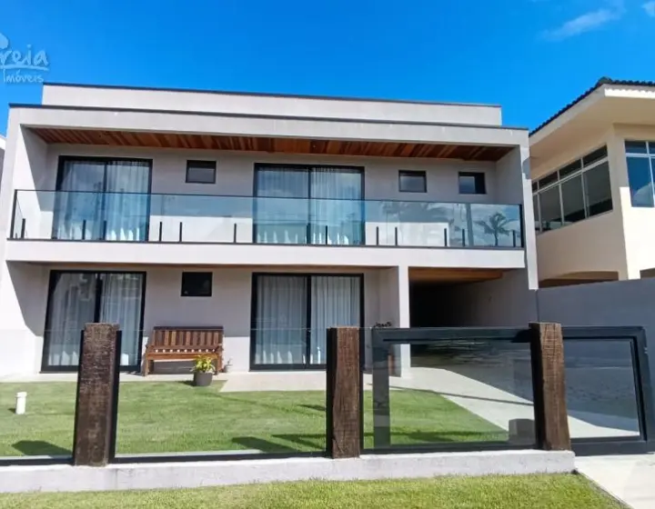 Sobrado Alto Padrão em Atami Norte