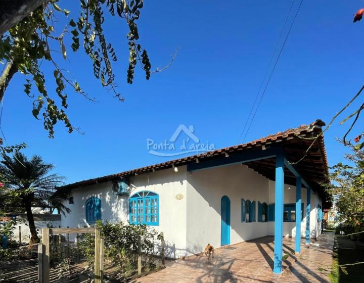 Casa Ampla em Pontal do SUL