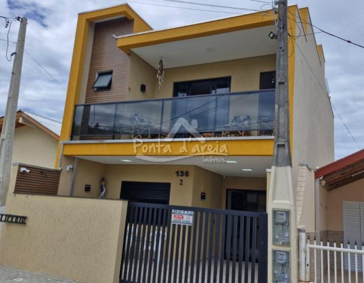 Sobrado Moderno em Pontal do SUL