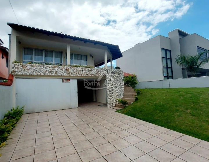 Sobrado em Atami NORTE para Locação Diária